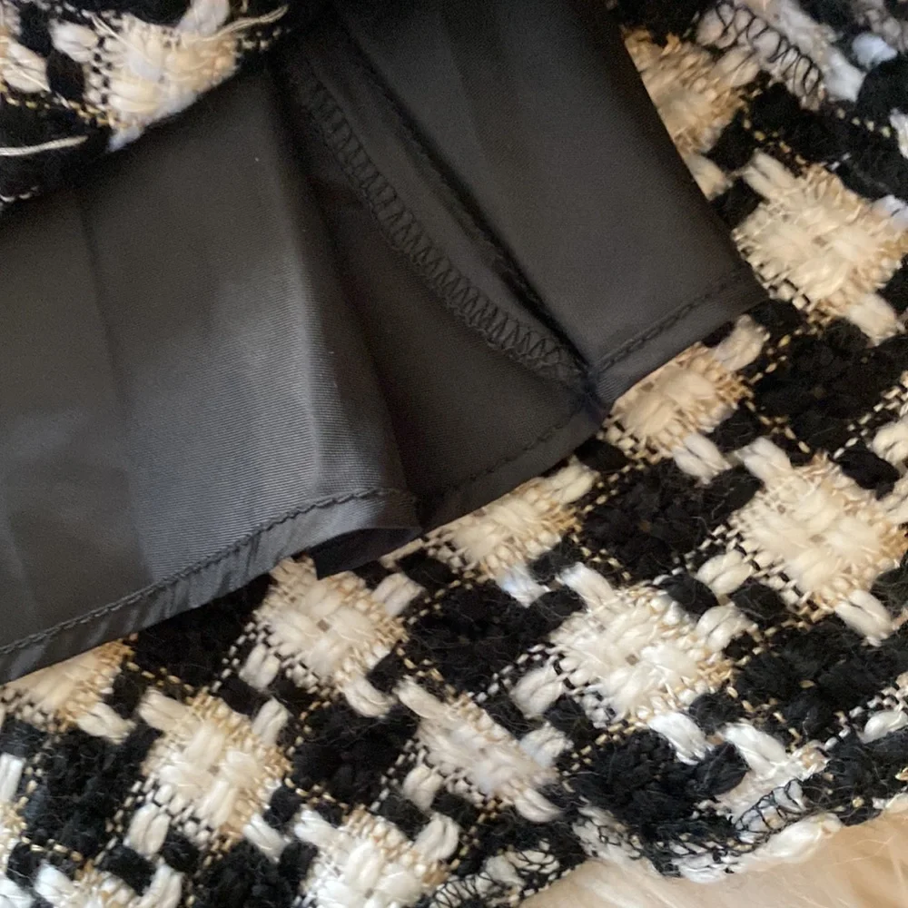 ... I .C . E ... skirt - Picture 9 of 11